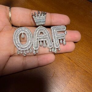 Elegant Silver Crystal Crown Pendant